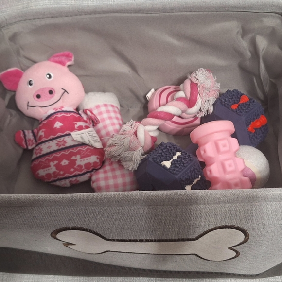 Stylish Gray Dog Toy Bin with Bone Accent - Picture 7 of 9